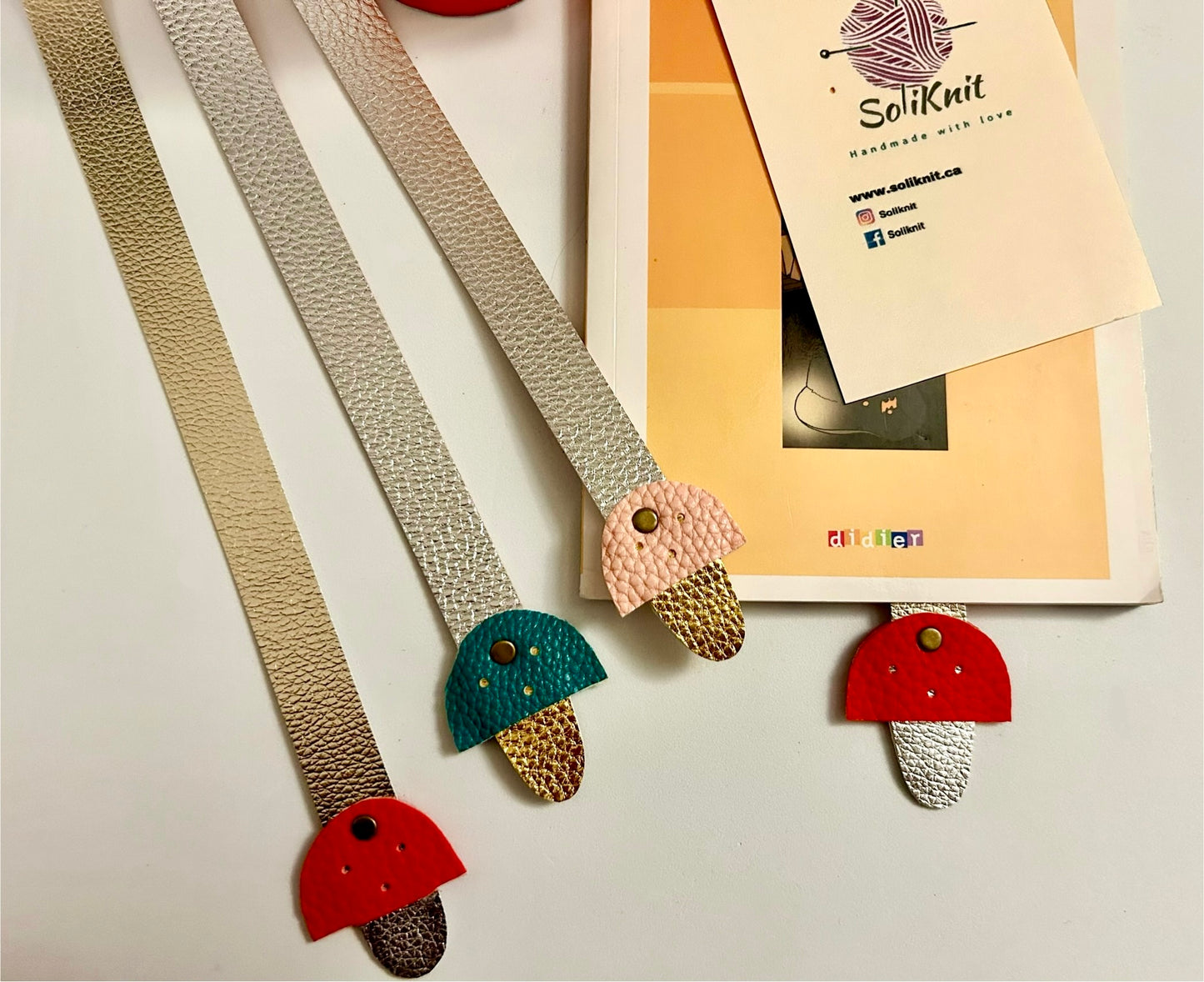 Mushroom bookmark
