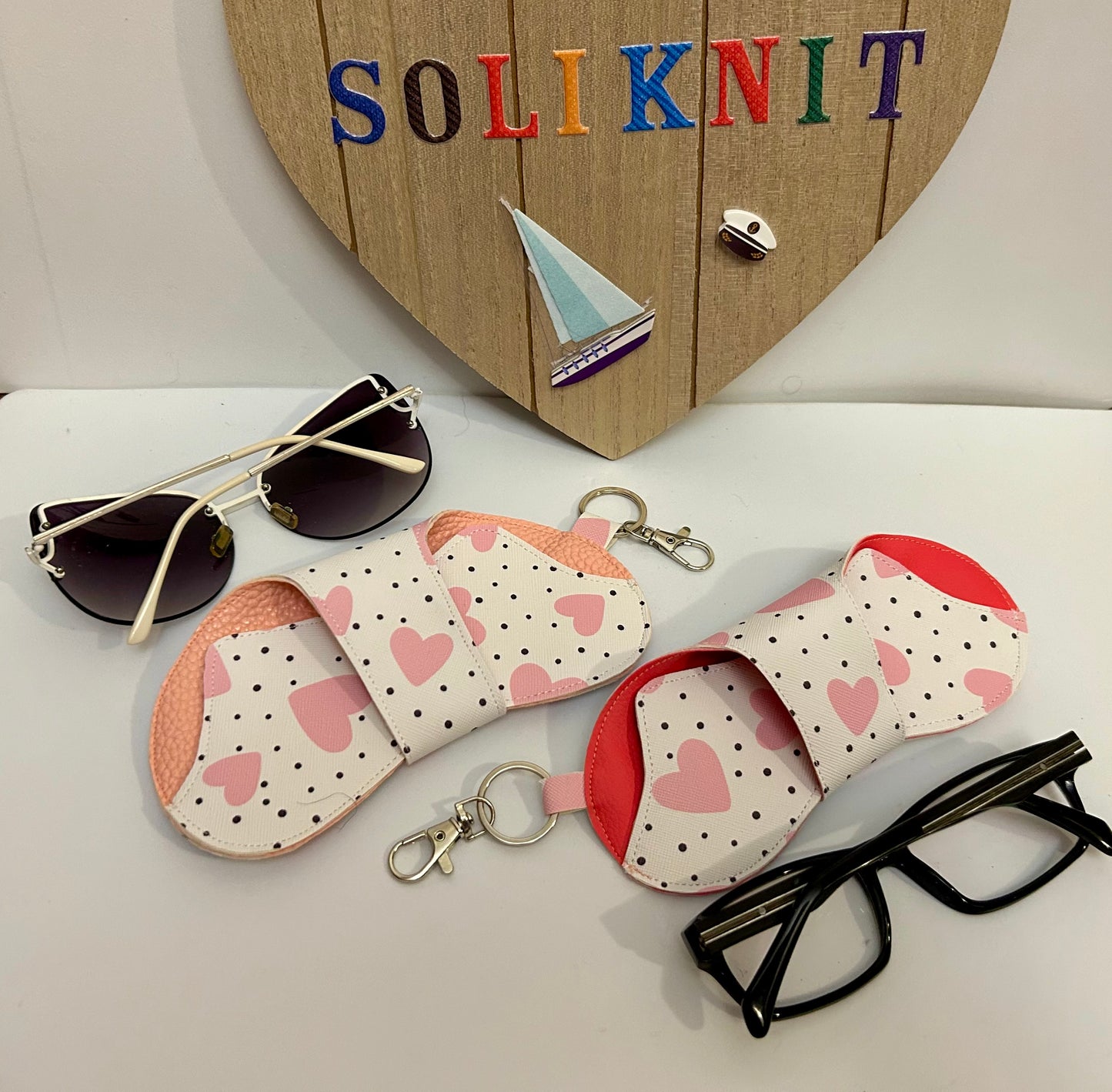 Leather pink heart Glasses case