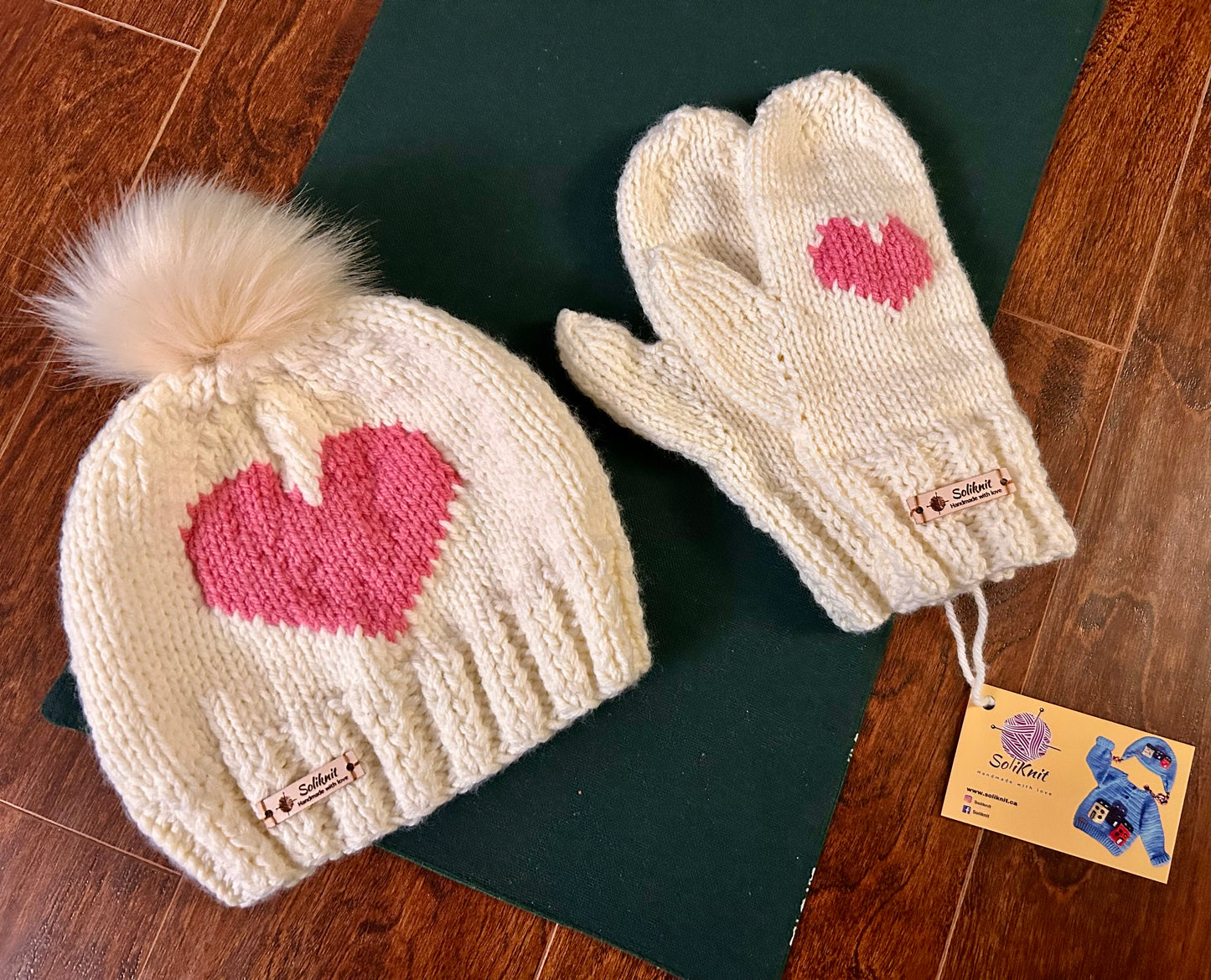 Hat and mittens set ( love )