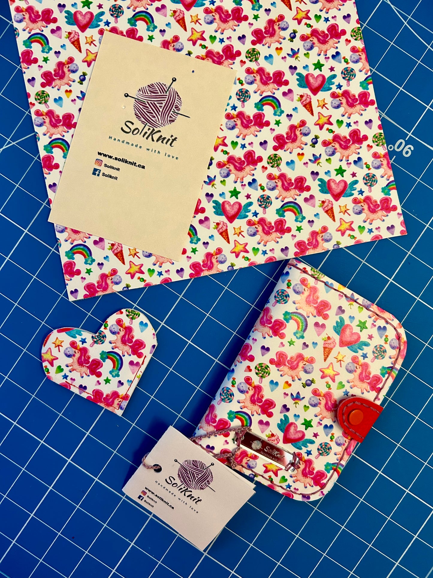 Leather card holder ( little pink horses)