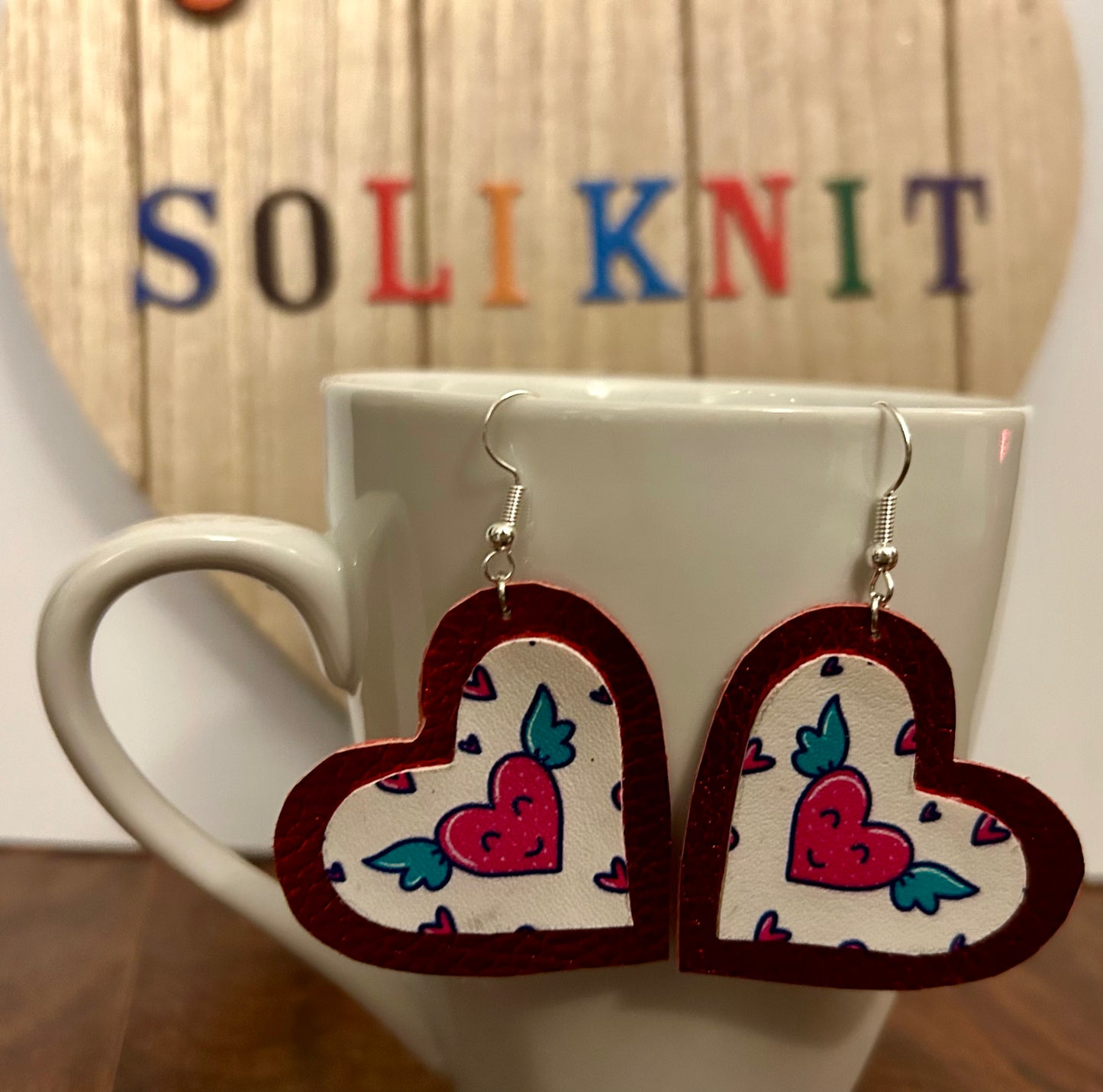 Red-smiling heart leather earrings