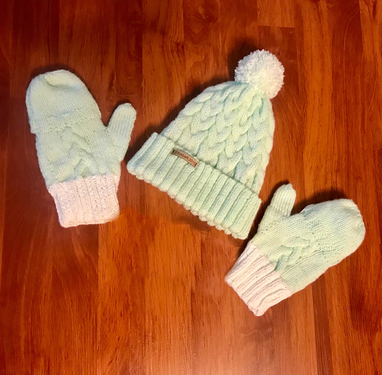 Hat and gloves set ( style 2)