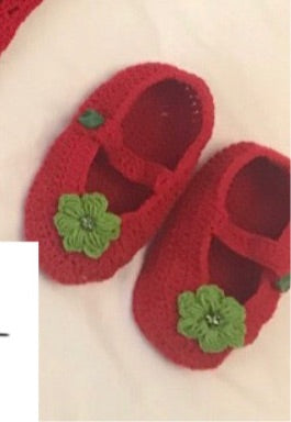Footwear with flower