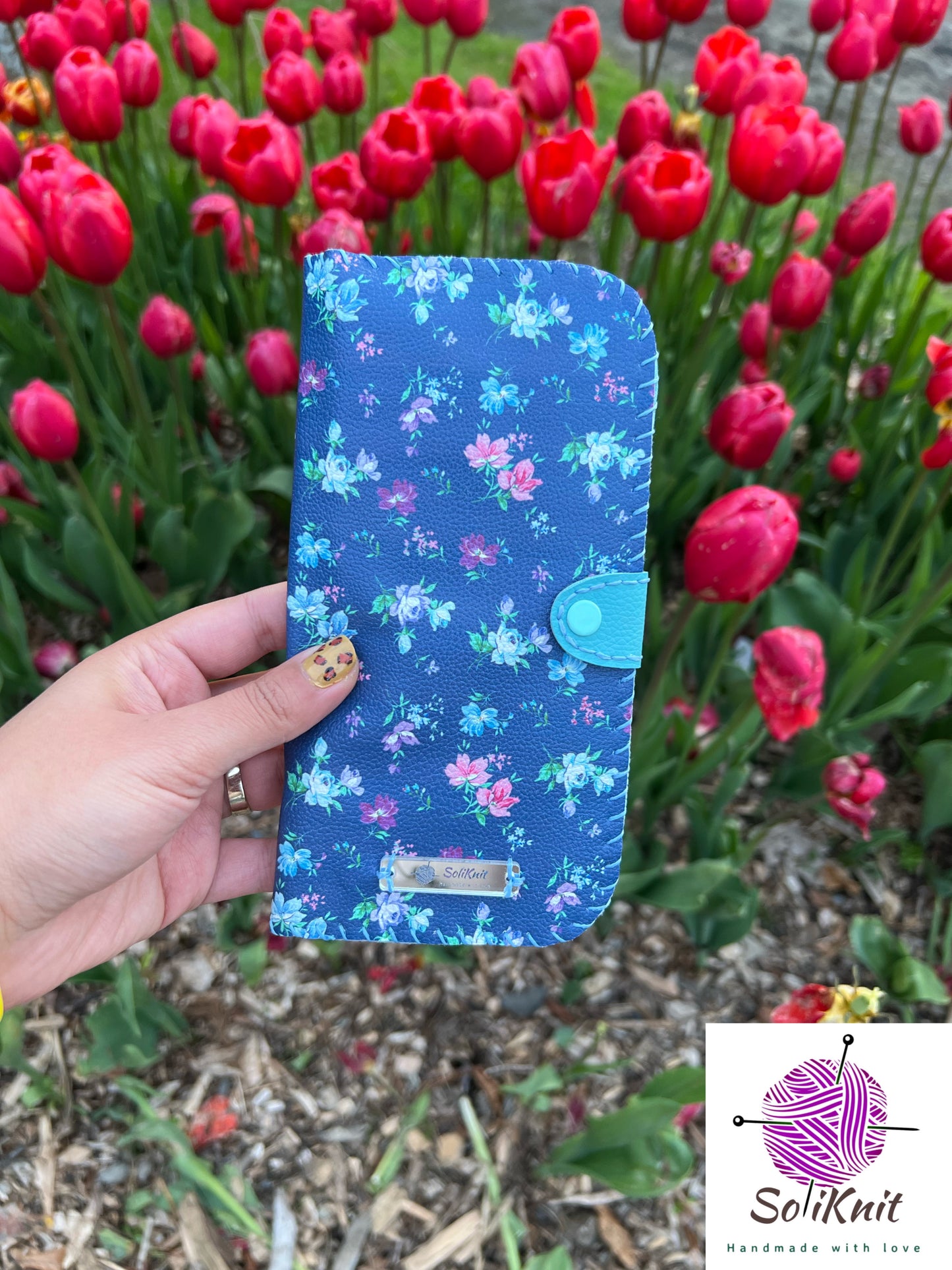 Woman leather wallet ( floral navy)