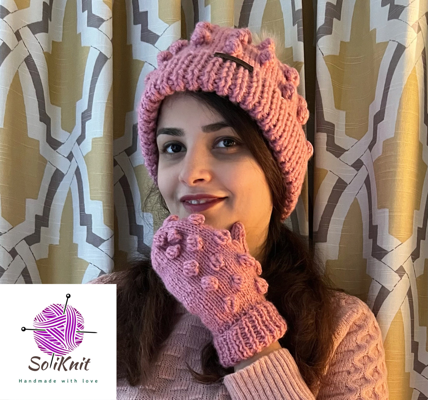 Hat and mittens set