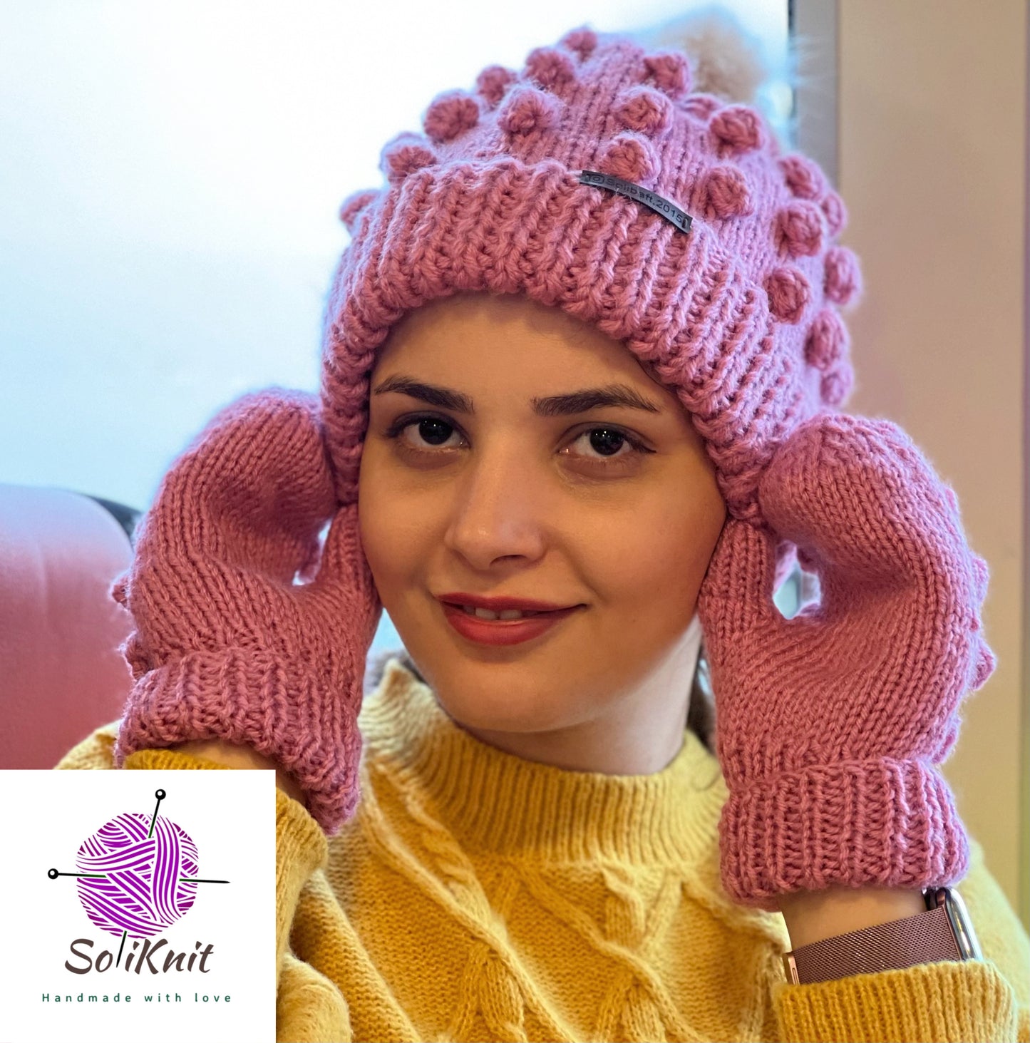 Hat and mittens set
