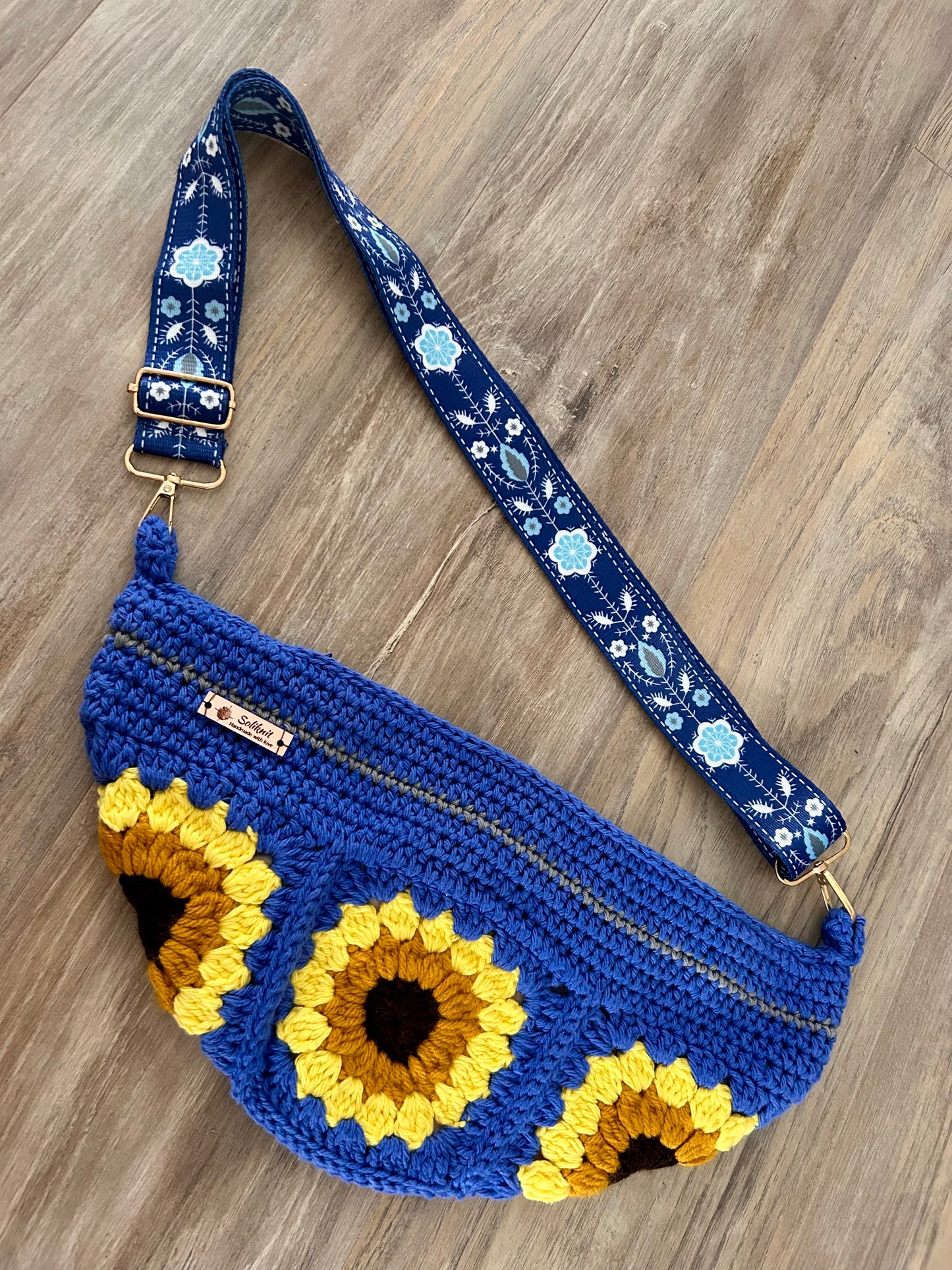Crochet Sunflower crossbody bag