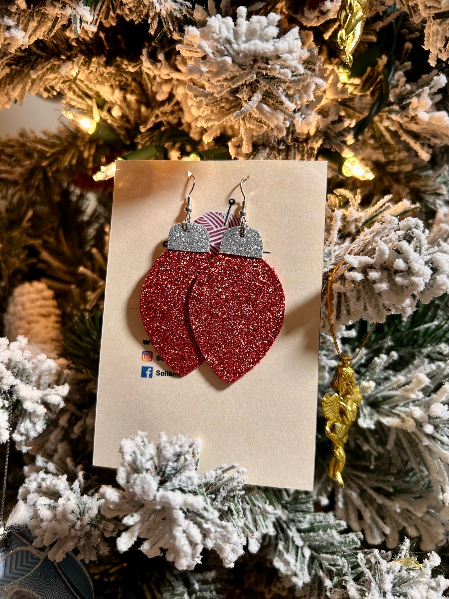 Light bulbs leather earrings