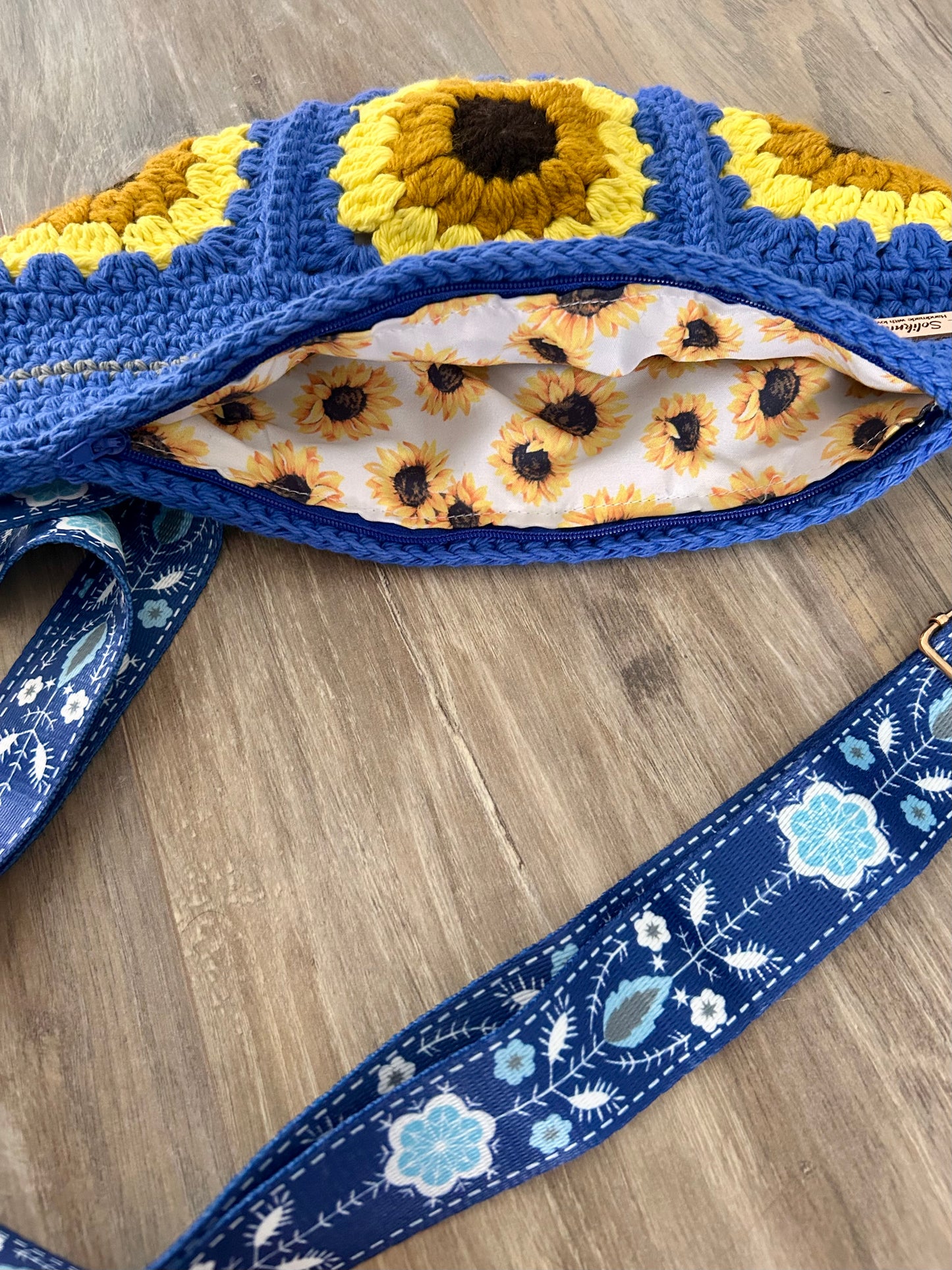 Crochet Sunflower crossbody bag
