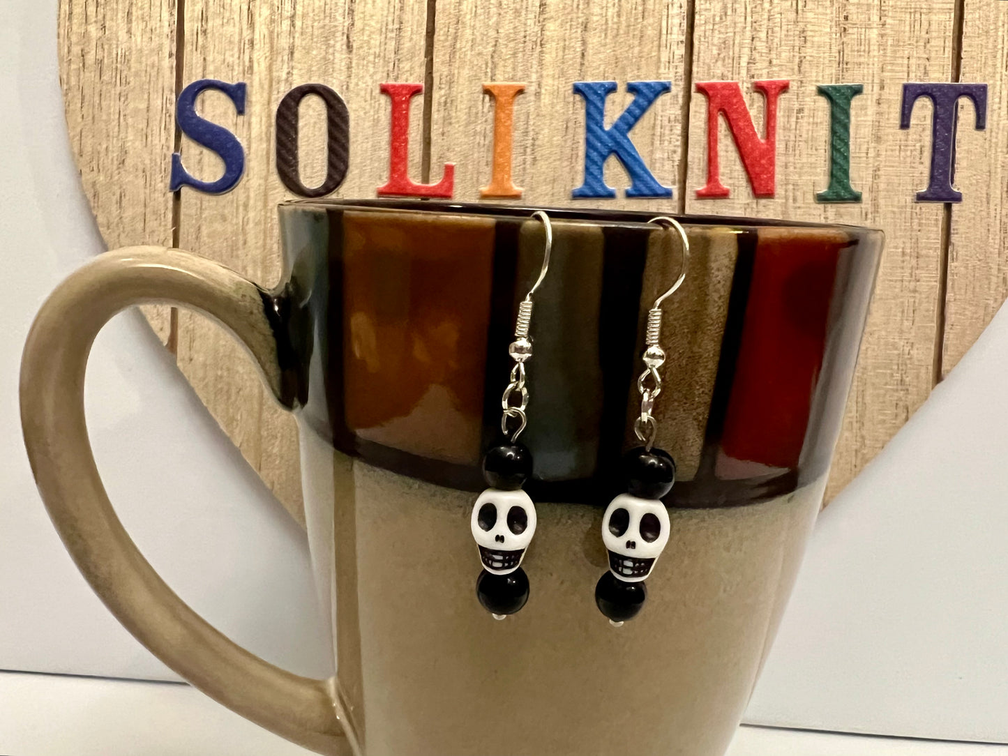 Halloween white skulls earrings