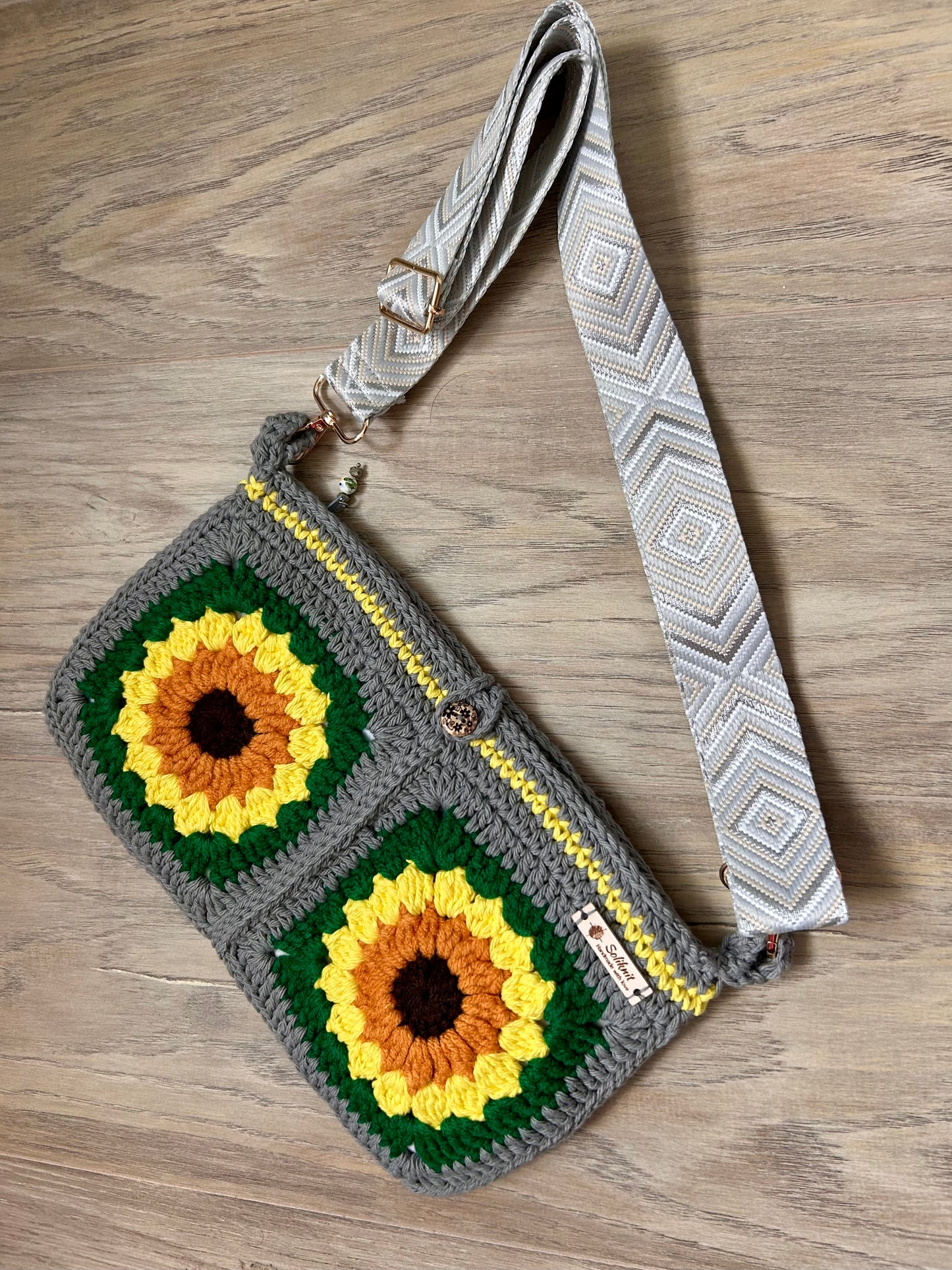 SunflowerCrochet handbag