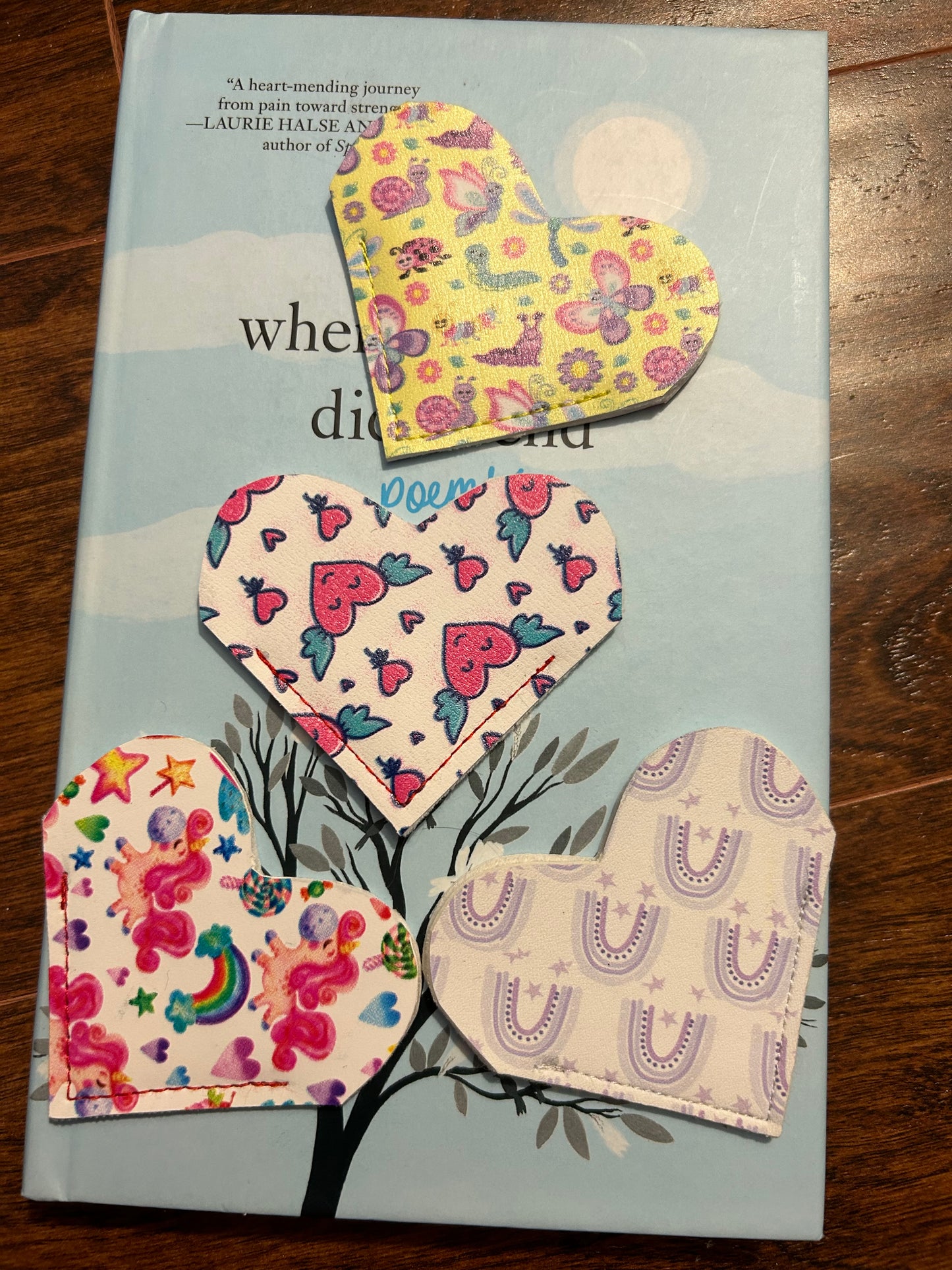 Corner heart bookmark