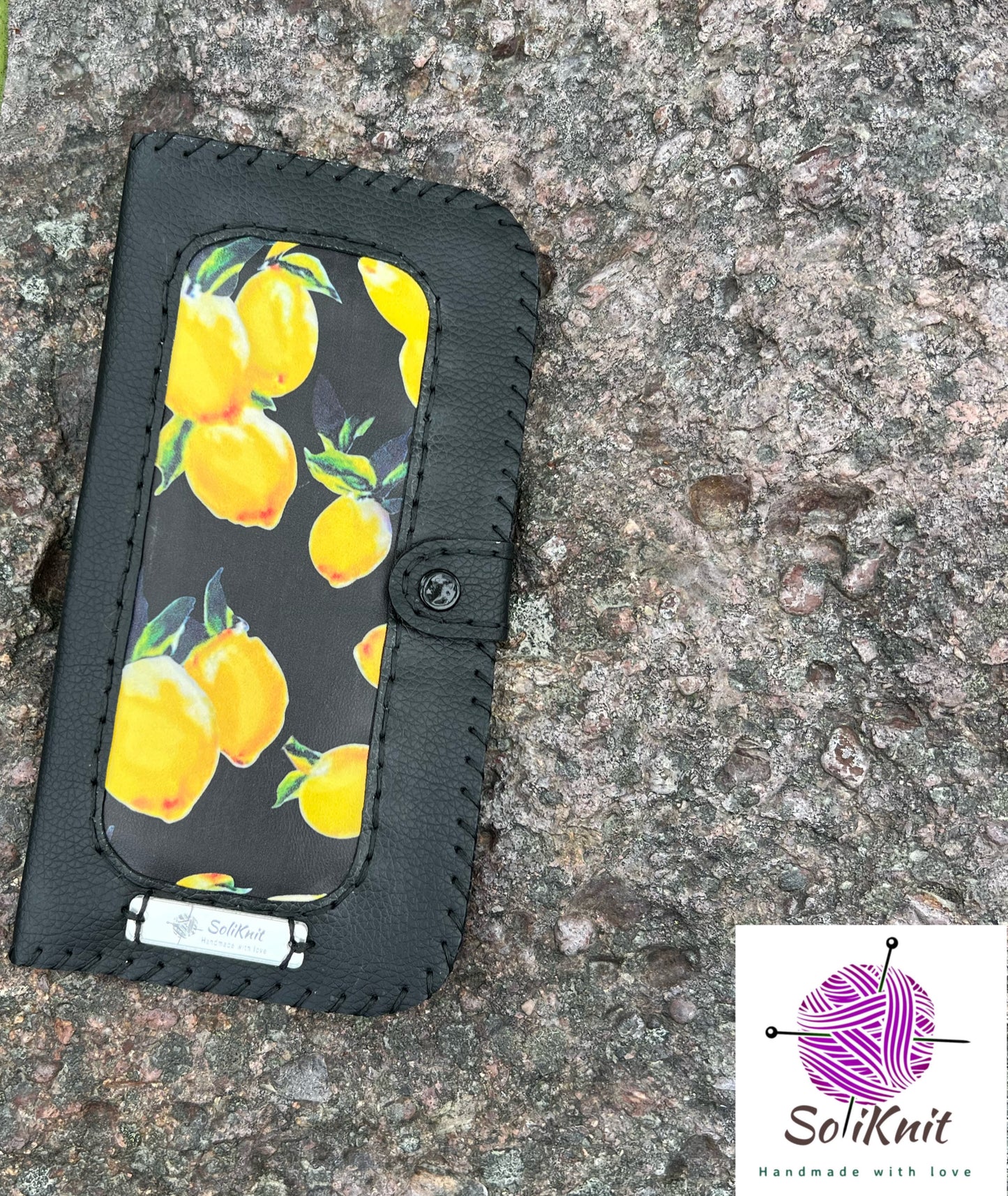 Woman leather wallet (lemons )