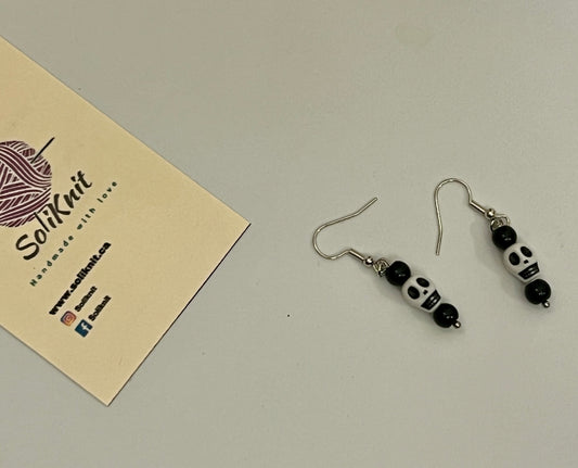 Halloween white skulls earrings