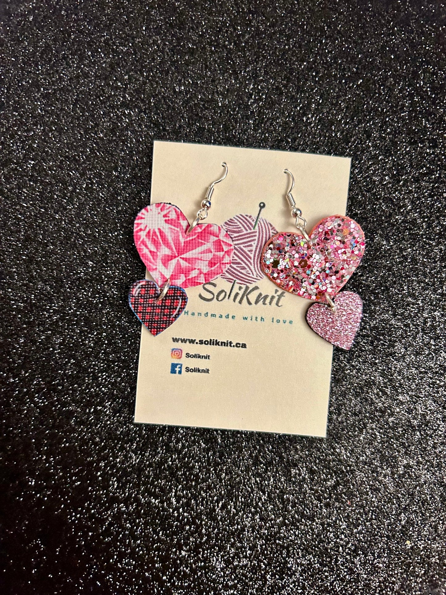 Falling double heart leather earrings( style 1)