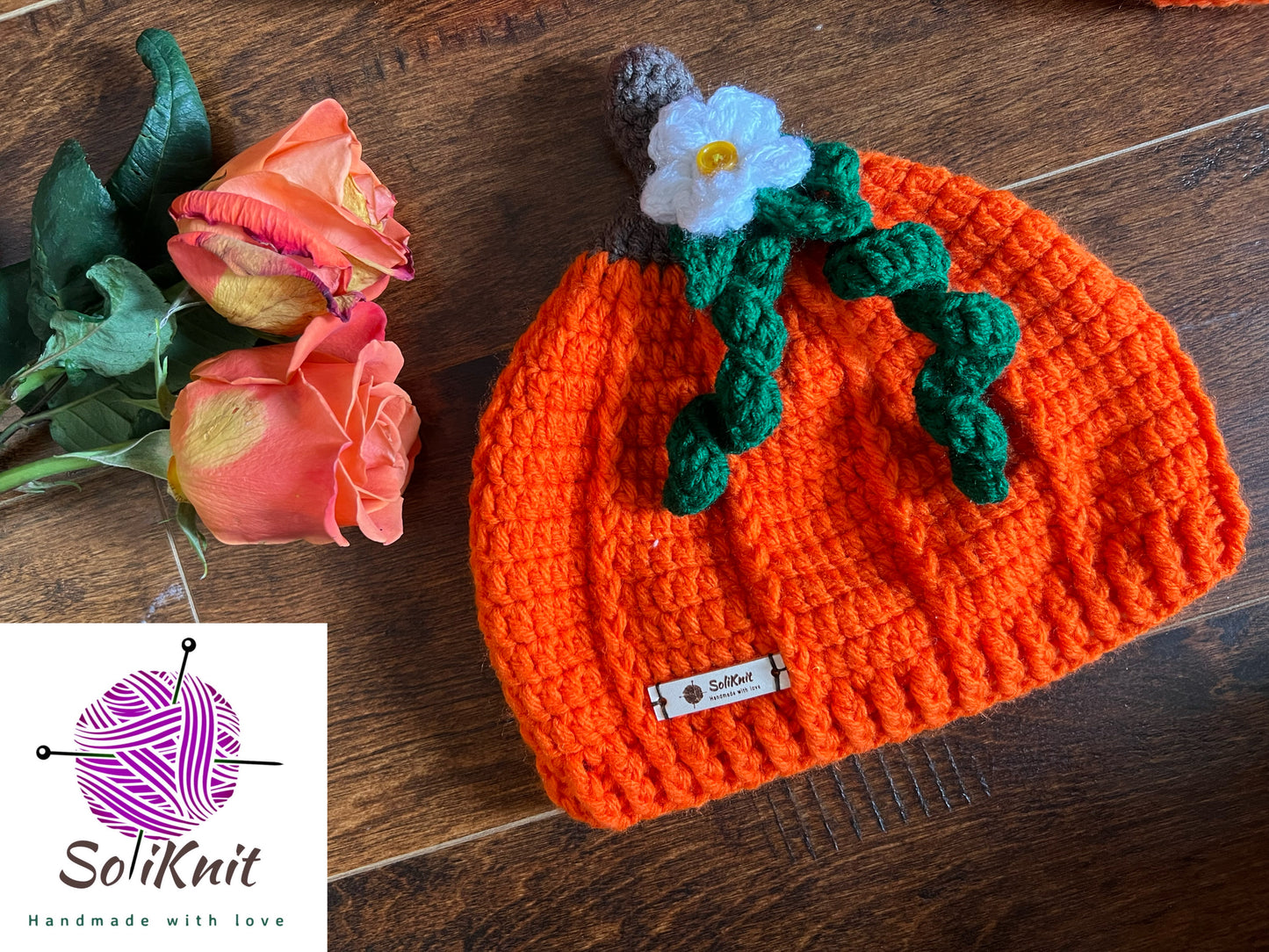 Pumpkin hat with flower