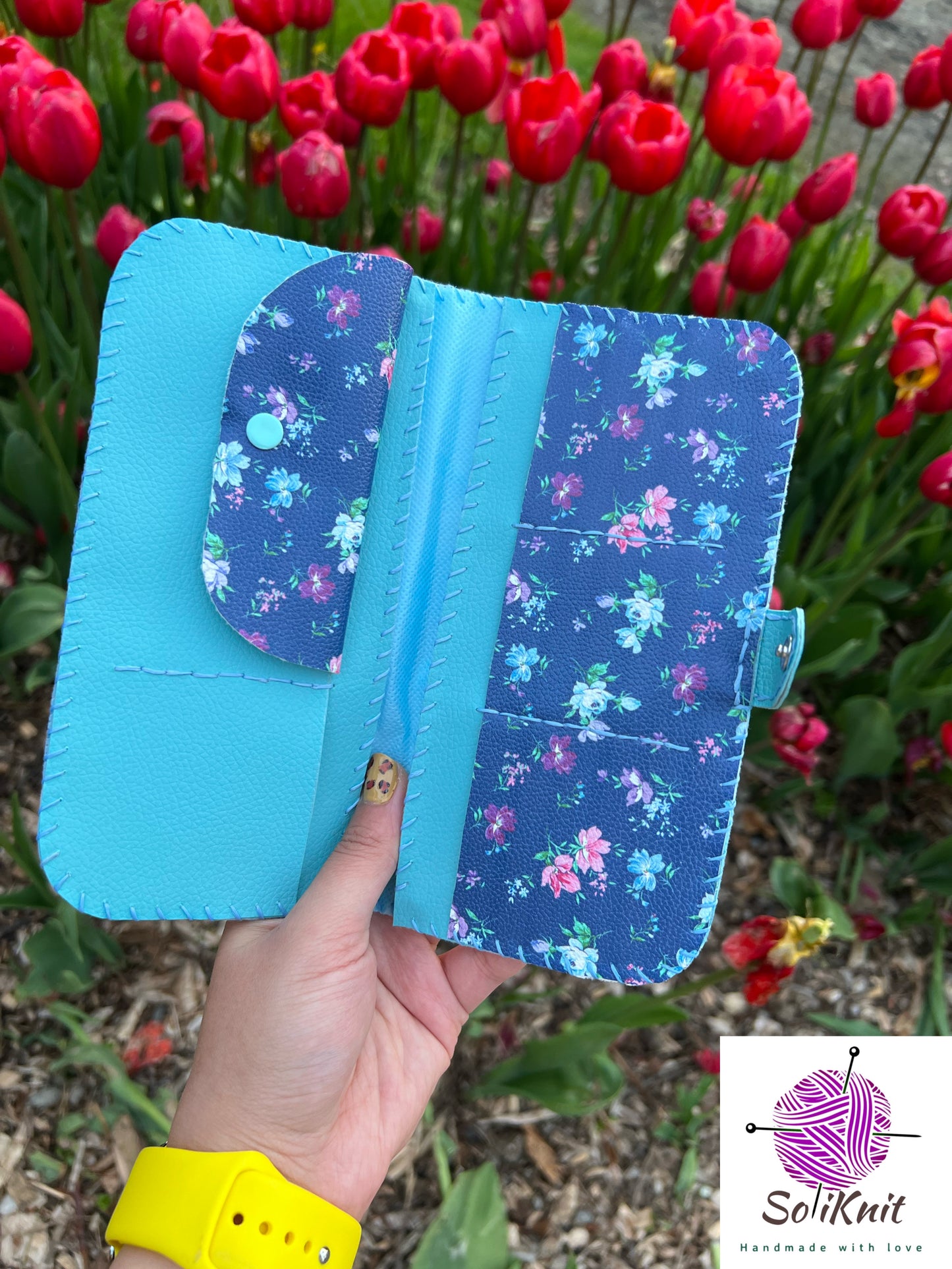 Woman leather wallet ( floral navy)