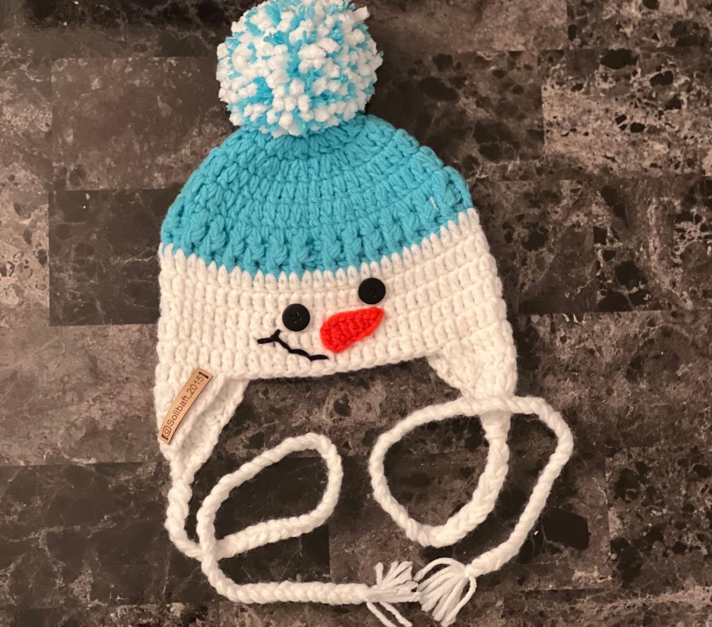 Snowman hat